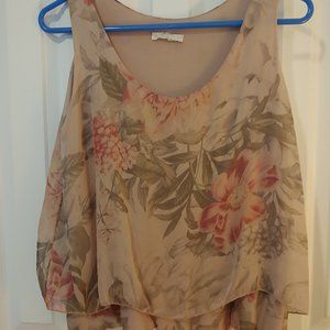 sleeveless lined and tiered top